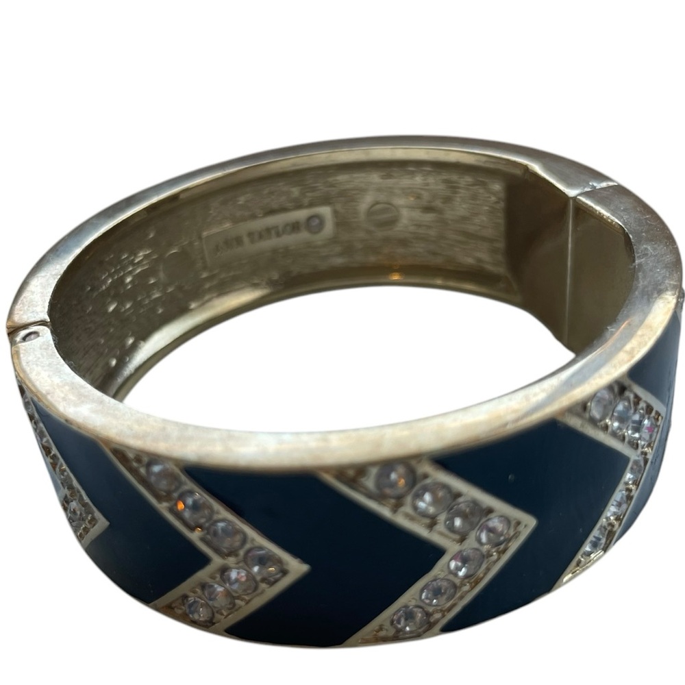 ANN TAYLOR Art Deco Gold-Tone Chevron Statement Cuff Hinge Bangle Bracelet - Picture 6 of 13